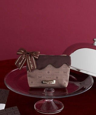 Maison de FLEUR FLEURチョコレートポーチ
