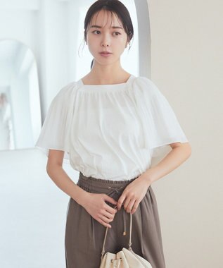 earth music&ecology マジョリカフレアスリーブスクエアプルオーバー Ivory