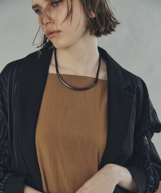 YECCA VECCA アーチラインコードネックレス Black