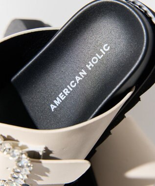 AMERICAN HOLIC ビジューフラットサンダル Ivory