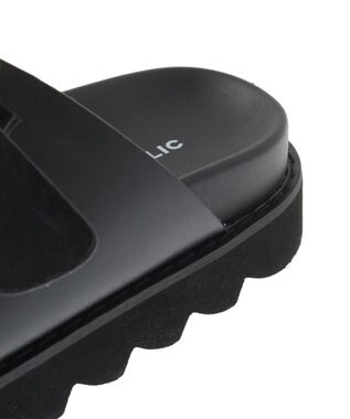 AMERICAN HOLIC ビジューフラットサンダル Black