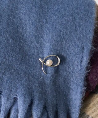 Phoebe クロスカーブパールビジューブローチ　シルバー シルバー