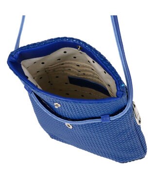 tsumori chisato CARRY エンボスメッシュ ショルダーバッグ ミニバッグ スマホショルダー ネイビー