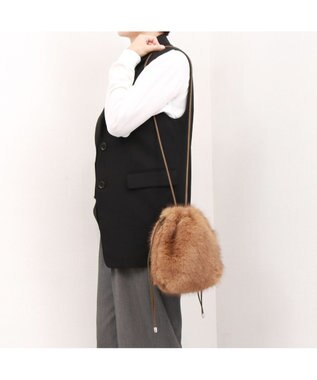 UNBILLION カシュカシュ cachecache / エコファーシンプル巾着ショルダーバッグ