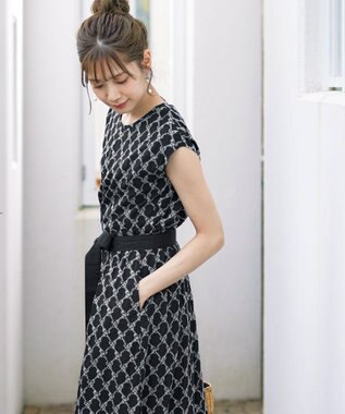 Tiaclasse 【洗える】配色刺繍レースワンピース ブラック×ブラック