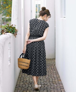 Tiaclasse 【洗える】配色刺繍レースワンピース ブラック×ブラック