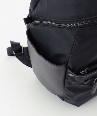 Y'SACCS 【ナイロンタフタ×リサイクルレザー】デイリーリュック ブラック