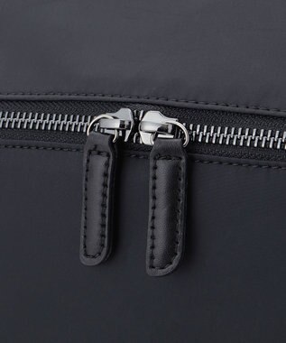 Y'SACCS 【ナイロンタフタ×リサイクルレザー】デイリーリュック ブラック