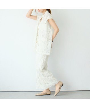 MODE ET JACOMO <carino>レーザーカットフラットパンプス ベージュ