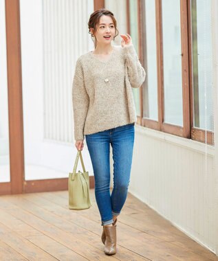 Tiaclasse L 【洗える】表情豊かなVネックMIX糸オーバーニット ベージュ