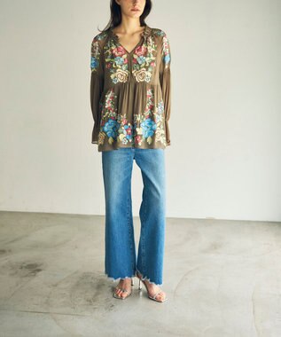 GRACE CONTINENTAL フラワー刺繍ギャザートップ カーキ