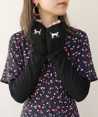ORuKuBET 【WOMEN】 おさんぽねこ刺繍UVグローブ / UVカット / 猫グッズ ベージュ