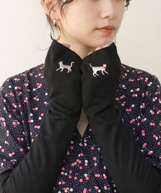 ORuKuBET 【WOMEN】 おさんぽねこ刺繍UVグローブ / UVカット / 猫グッズ