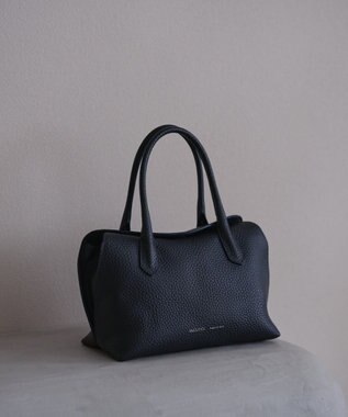 IACUCCI ＜GISELe12月号掲載＞ラーナ M ALCE ネイビー