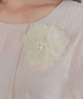 Tiaclasse チュールフラワーコサージュ アイボリー