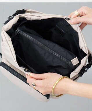 FOLNA RD ブリザテックナイロン 3WAYショルダーバッグ グレーべージュ