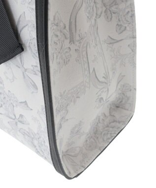 Maison de FLEUR フラワーガーデンプリントスクエアトート Black