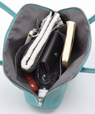 blancle シュリンクレザー 舟形ボストン ロビンエッグブルー