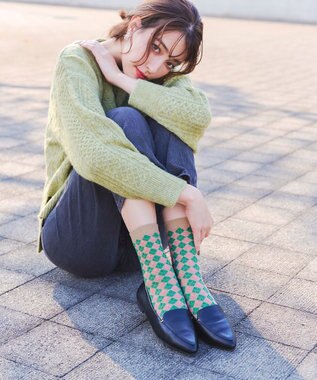 Tiaclasse ジャガード編みソックス（幾何学柄） ベージュ