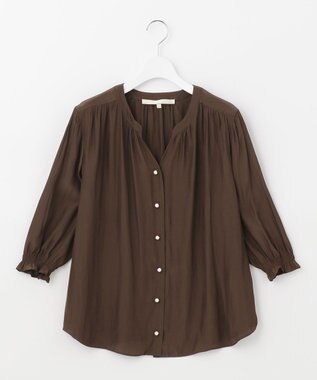 自由区 【WEB限定/セットアップ着用可/洗える】ブライトサテンライト Vネックブラウス ダークブラウン系