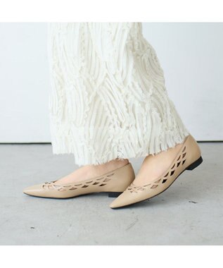 MODE ET JACOMO <carino>レーザーカットフラットパンプス