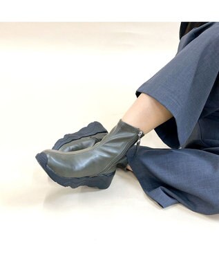 MODE ET JACOMO <noyau>軽量スニーカーショートブーツ カーキ