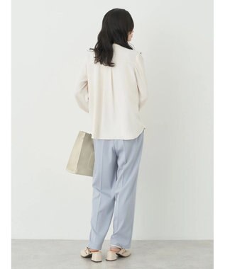 earth music&ecology タックブラウス Off White