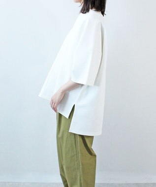 WHITE MAILS PAPER DOUBLE JERSEY KEY NECK T-シャツ オフホワイト