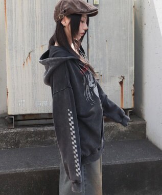 WEGO 【ユニセックス着用ITEM/MLサイズ展開】パウダーブリーチグラフィックZIPパーカー 柄2