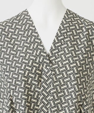 23区 S 【R(アール)】ジオメトリックプリント ハンカチヘム ブラウス ジオメトリックプリント