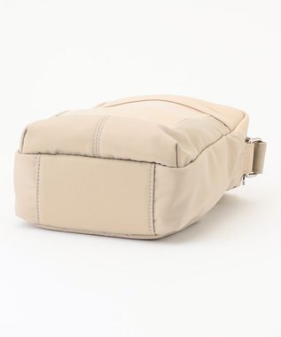 Y'SACCS ブロックモチーフポシェット アイボリー