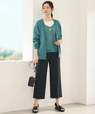 自由区 コットンサテンクロップド丈ワイドストレート パンツ ネイビー