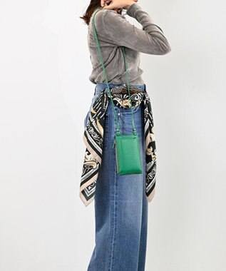 Atelier nuu 本革 スマホショルダー グリーン