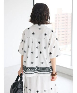 CRAFT STANDARD BOUTIQUE パネル刺繍開襟シャツ Off White