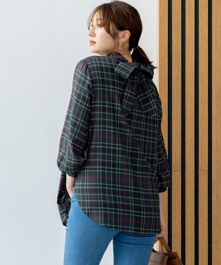 シアーツイルチェック ハイネックブラウス