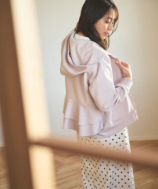 Feroux 【大好評につき新色登場！】バックフリルダンボール パーカー ピンク系