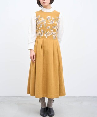 muuc 〈遠州織物の工場で織られた上質なコットン生地〉モクレン刺繍 後ろファスナー有り ノーカラー ノースリーブ ウエスト切り替えワンピース（セットアップ可能） イエロー×ホワイト