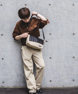 YUSHI EVER - FLAP SHOULDER ナイロン 本革 かぶせショルダーバッグ ベージュ