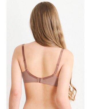 WACOAL 【小さく見せるブラ】 シンプル ブラジャー 着やせ効果 コンパクトにメイク バストの突出をおさえる 背中の段差を軽減 大きいサイズ レディース BRB452 /ワコール ピーチ