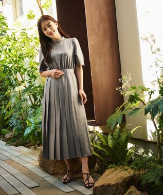 #Newans 〈花乃まりあさんコラボ〉ワイドプリーツワンピース チャコール