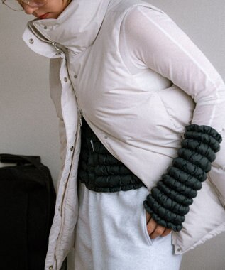 KWD 【日本製/高品質ダウン】STAND COLLAR DOWN VEST ダウンベスト アイボリー