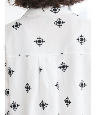 CRAFT STANDARD BOUTIQUE パネル刺繍開襟シャツ Off White