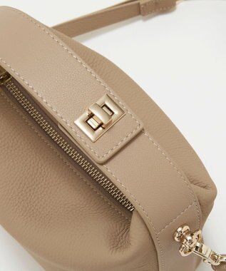 TOPKAPI 【TREASURE TOPKAPI】シュリンクレザー ハンドルオープン ミニ ショルダーバッグ グレージュ