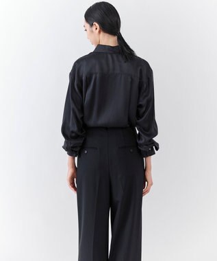 23区 【エステータ】シルクサテン シャツ ブラック