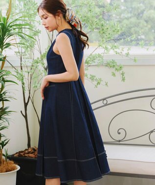 Tiaclasse 【洗える】デニムタックフレアワンピース ネイビー