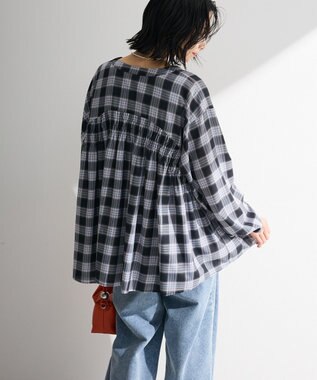 Green Parks 【しゃれシャツ】イージーケアＶネックチェックブラウス Black