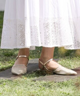 Green Parks ＲＵＰＩＳポインテットメッシュストライプサンダル