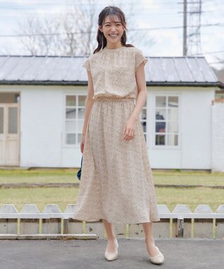 Tiaclasse 【新色追加】花柄フレンチスリーブワンピース アイボリー