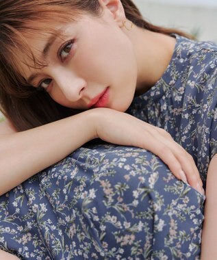 Tiaclasse 【新色追加】花柄フレンチスリーブワンピース ブルー