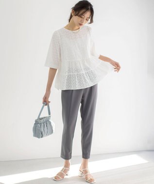 組曲 S エンブロイダリーレースフリル ブラウス アイボリー系